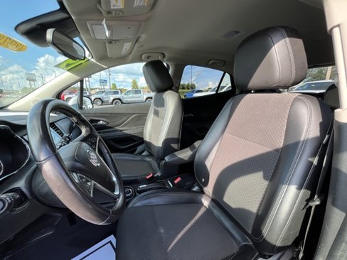 Used 2019 Buick Encore Preferred image 9