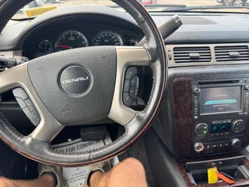 Used 2014 GMC Yukon Denali image 36
