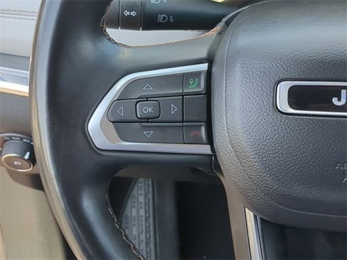 Used 2022 Jeep Compass Limited image 22
