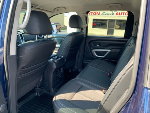 Used 2018 Nissan Titan PRO-4X w/ Pro-4x Utility Package image 11