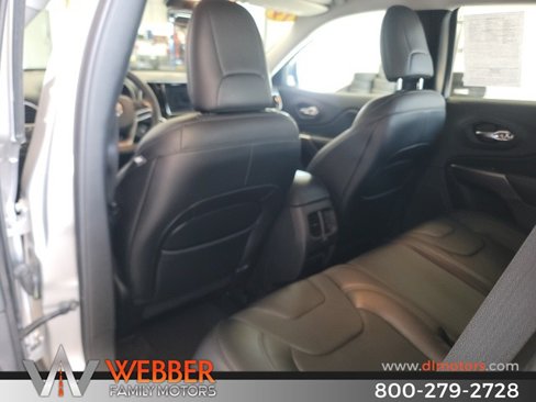 Used 2019 Jeep Cherokee Limited w/ Trailer Tow Group image 22