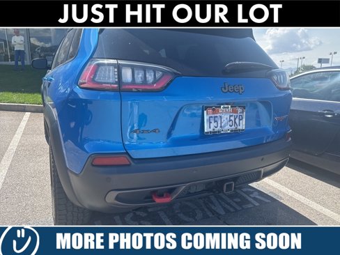 Used 2019 Jeep Cherokee Trailhawk image 4