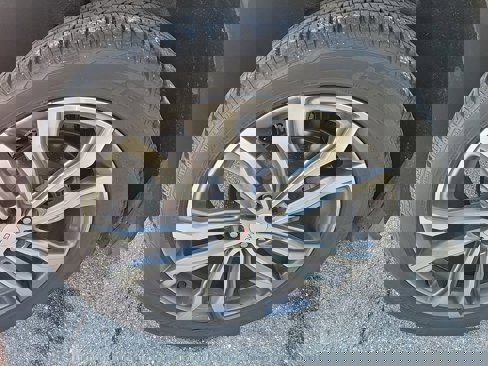 Used 2019 GMC Terrain Denali w/ Advanced Safety Package image 7