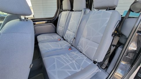 Used 2010 Ford Transit Connect XLT image 45