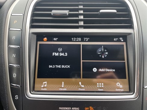 Used 2017 Lincoln MKX Premiere image 24