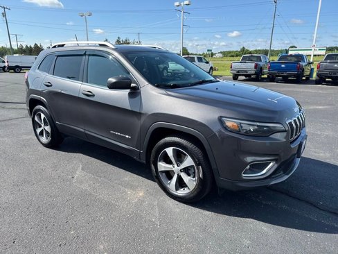 Used 2020 Jeep Cherokee Limited image 7