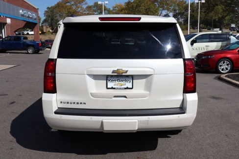 Used 2015 Chevrolet Suburban LT image 34