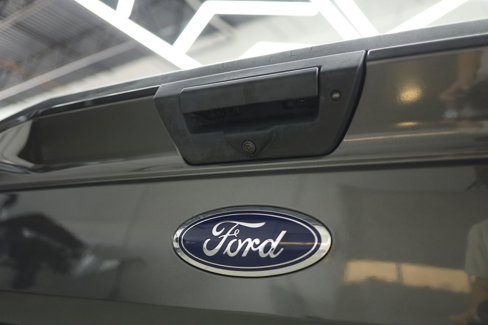 Used 2018 Ford F150 XLT w/ Equipment Group 302A Luxury image 10