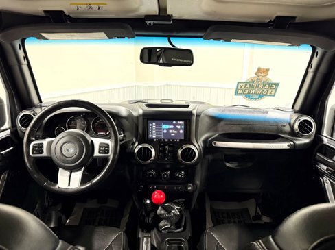 Used 2016 Jeep Wrangler Unlimited Rubicon image 22