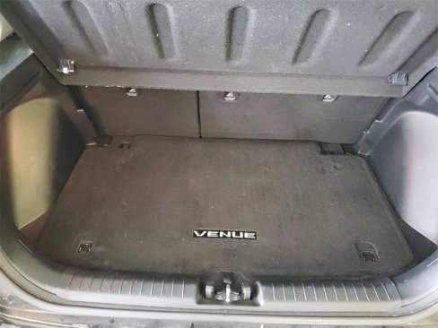 Certified 2022 Hyundai Venue SEL image 7