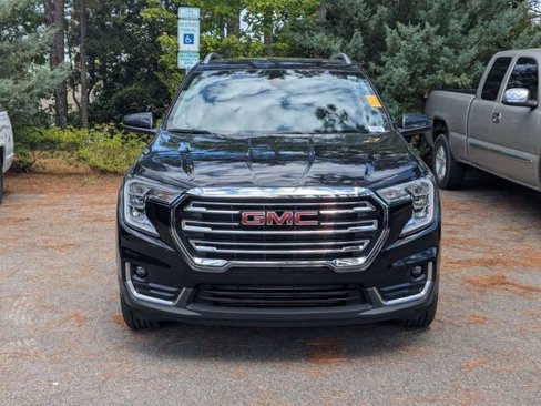 Used 2022 GMC Terrain SLT w/ Infotainment Package II image 8