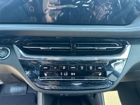 New 2025 Buick Envista Avenir image 25