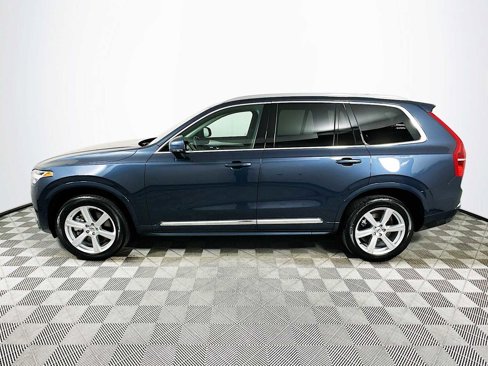 Certified 2024 Volvo XC90 B5 Core image 4