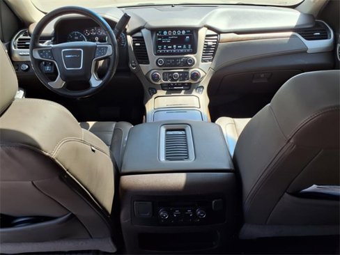 Used 2019 GMC Yukon XL Denali w/ Denali Ultimate Package image 12