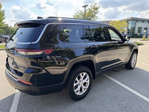 Used 2022 Jeep Grand Cherokee L Limited image 5