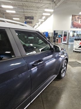 Used 2021 Hyundai Venue image 47