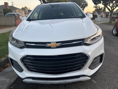Used 2017 Chevrolet Trax LT image 2