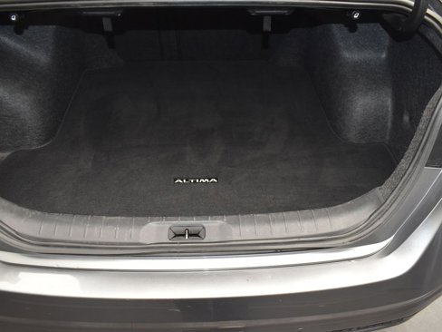 Used 2023 Nissan Altima 2.5 SV image 15