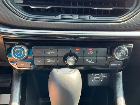 Used 2023 Jeep Compass Altitude image 31