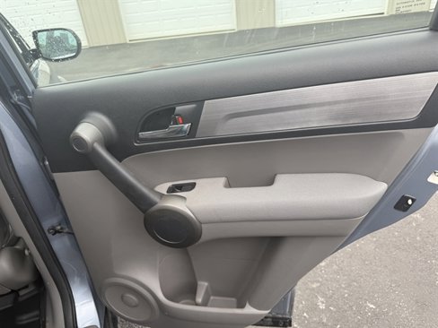 Used 2010 Honda CR-V LX image 28