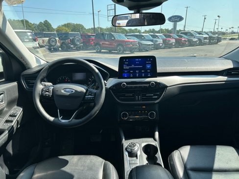 Certified 2022 Ford Escape SEL image 11