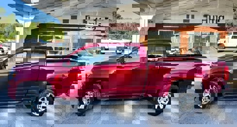 Used 2018 Chevrolet Colorado LT w/ LT Convenience Package image 2