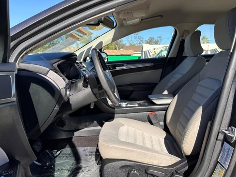Used 2019 Ford Fusion S image 17