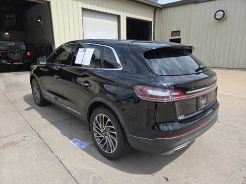 Used 2020 Lincoln Nautilus Reserve image 5