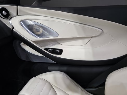 Used 2025 McLaren GTS image 17