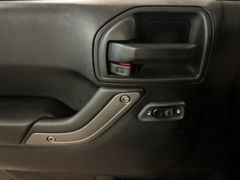 Used 2018 Jeep Wrangler Unlimited Sport S image 10