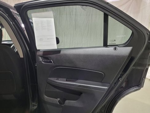 Used 2017 Chevrolet Equinox LT w/ Convenience Package image 49
