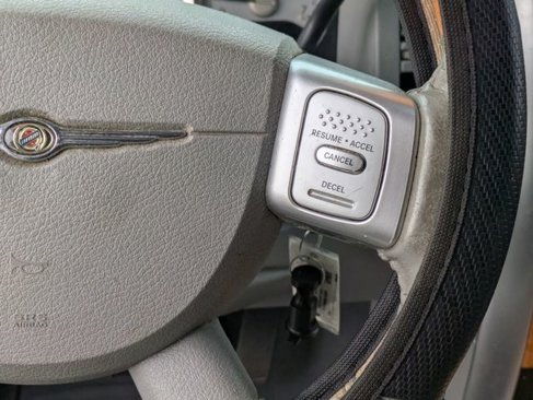 Used 2008 Chrysler Aspen Limited image 20
