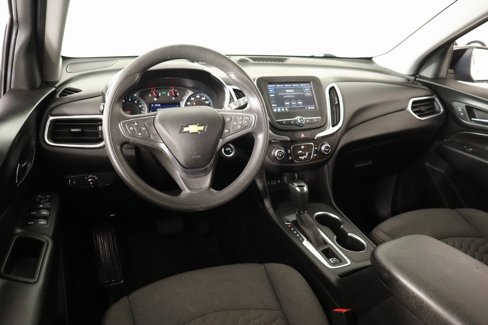 Used 2019 Chevrolet Equinox LT image 2