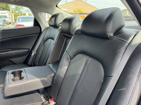 Used 2017 Kia Optima EX w/ Premium Package image 26