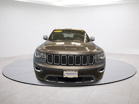 Used 2021 Jeep Grand Cherokee Limited image 2