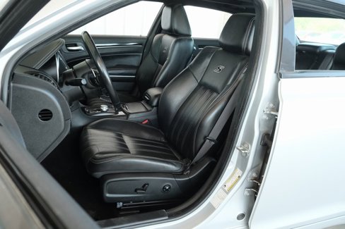 Used 2021 Chrysler 300 S image 16