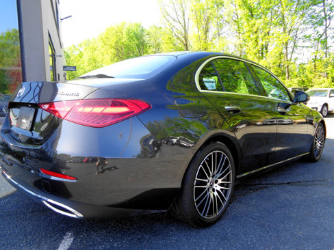 Used 2022 Mercedes-Benz C 300 4MATIC Sedan image 5