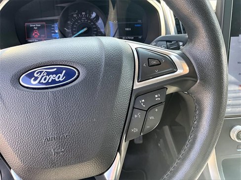 Used 2022 Ford Edge SEL image 24
