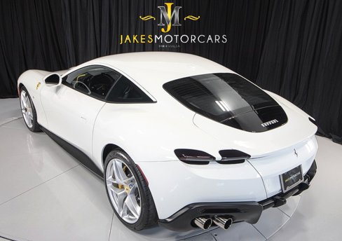 Used 2022 Ferrari Roma image 7