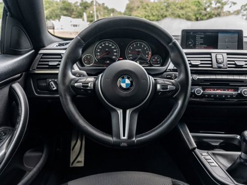 Used 2015 BMW M4 Coupe image 14
