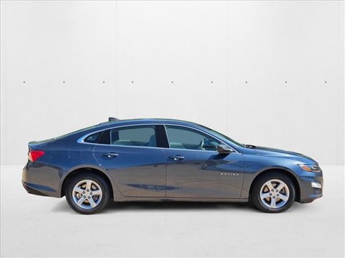 Used 2019 Chevrolet Malibu LS w/ LPO, Convenience Package 1 image 4