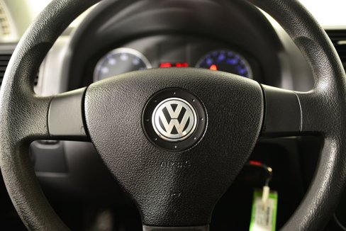 Used 2009 Volkswagen Rabbit S image 14