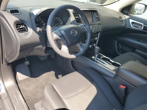 Used 2019 Nissan Pathfinder S image 24