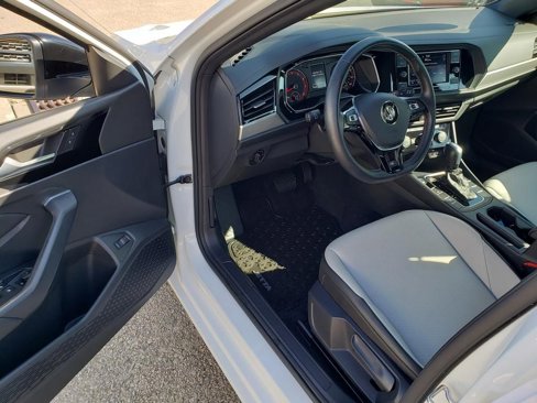 Used 2020 Volkswagen Jetta R-Line w/ R-Line Cold Weather Package image 14