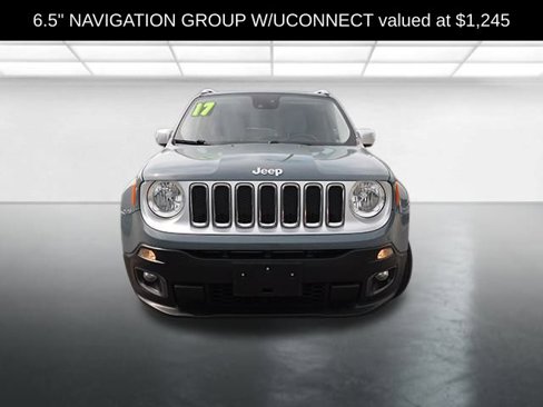 Used 2017 Jeep Renegade Limited image 3