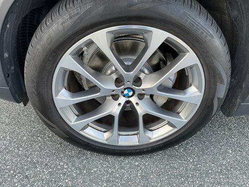 Used 2022 BMW X5 xDrive40i w/ Premium Package image 27