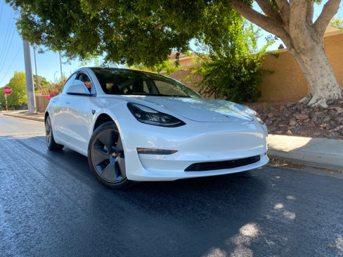 Used 2022 Tesla Model 3 image 2