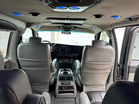Used 2017 GMC Savana 2500 image 23