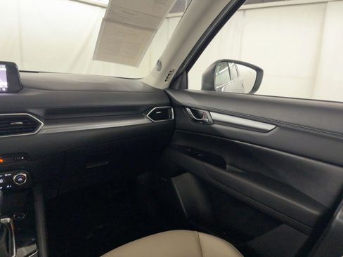 Used 2018 MAZDA CX-5 Touring w/ Preferred Equipment Package image 28