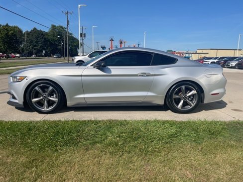 Used 2015 Ford Mustang Coupe w/ Equipment Group 051A image 10